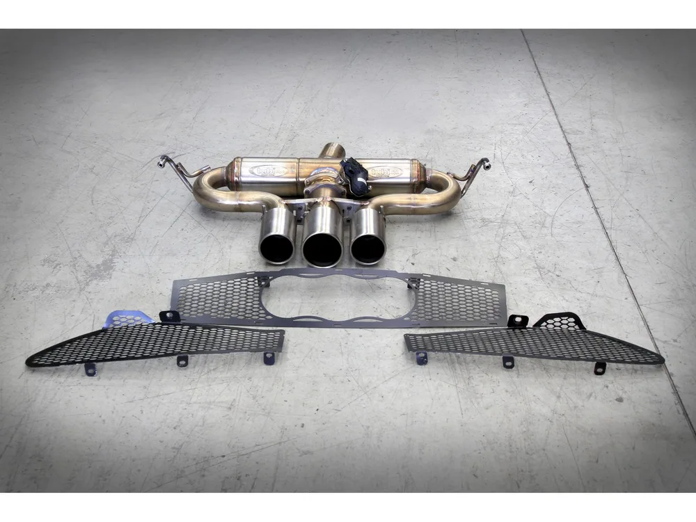 413050 TUBISTYLE TSALF4C13.050.VC - TUBISTYLE - ALFA ROMEO - 4C COUPE & SPIDER (2013-....) - KIT POT 4C 3 SORTIES CENTRALES AVEC GRILLES ET UNITÉ CENTRALE